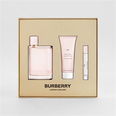 burberry for her gift set.